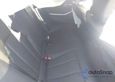 2021 BMW 330I xDrive z USA, uszkodzony, nr VIN 3MW5R7J0XM8C01576